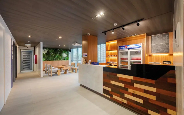 Kokotel Cebu Adira