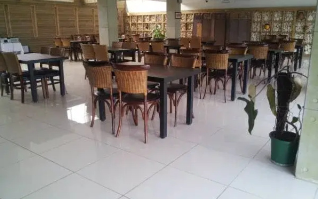 Sky Garden Hotel