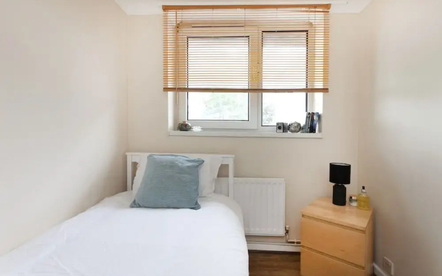 Longlyn 3 bedroom apartment