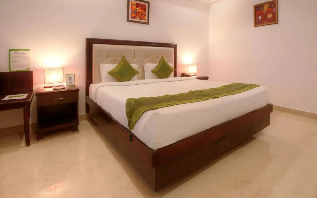 Treebo Shivam Inn Near Singapore Mall
