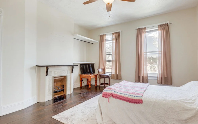 Pet-friendly Kentucky Home w/ Deck & Private Yard!