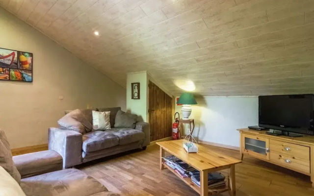 Tranquil Apartment in Sensenruth With Barbecue