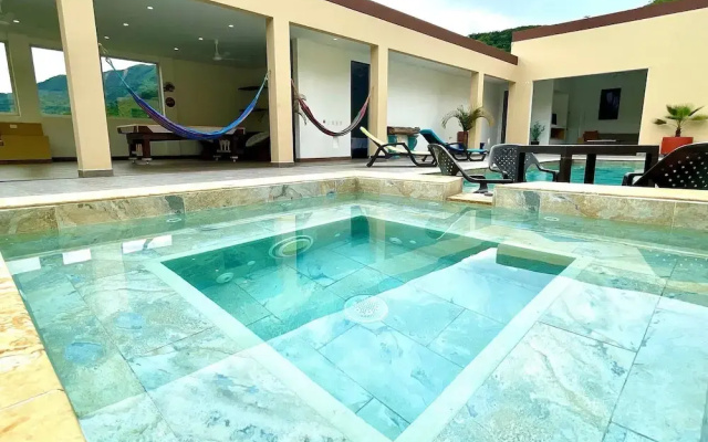 Maravillosa CASA FINCA piscina wifi tv