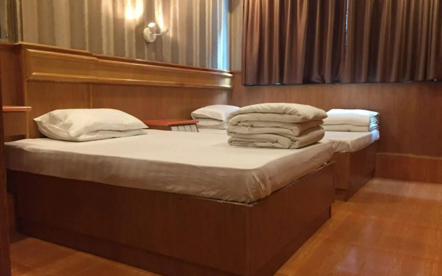 Kowloon New Hostel