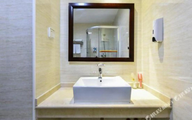 Yuexiang Hotel (Beijing Daxing Jiugong Subway Station)