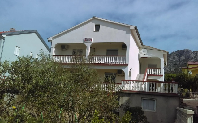 Guesthouse BILI