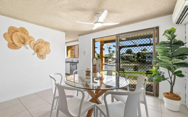 3-bed Waterfront Apartment With Private Patio