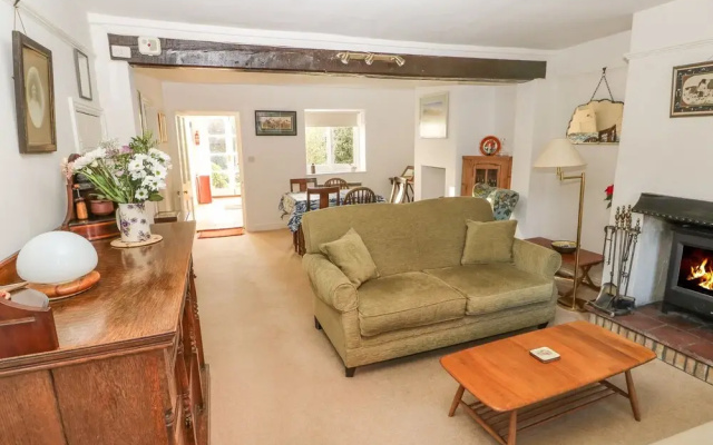 28 Oxborough