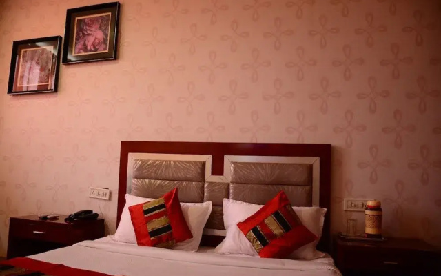 Hotel Orient Palace
