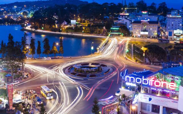 TTC Hotel Premium – Dalat вид на фасад