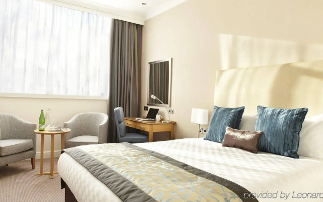 Thistle Euston Hotel