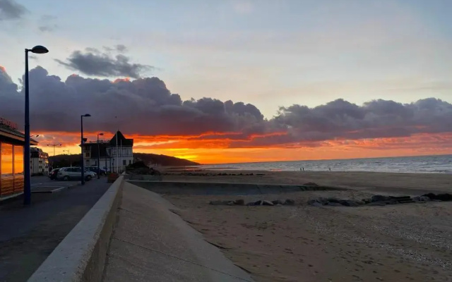Appartement avec jardin à 30m de la plage