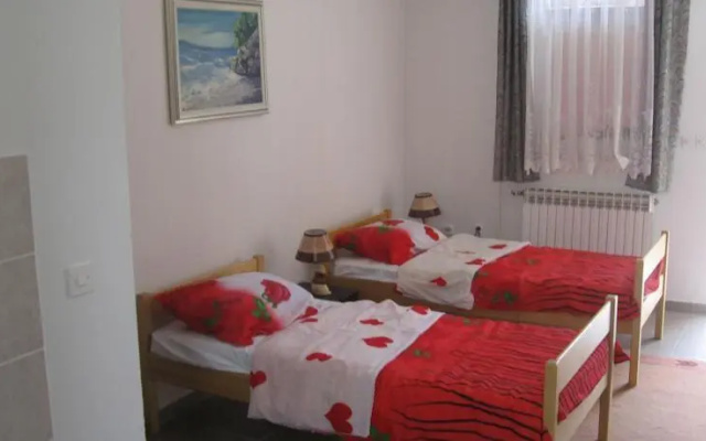 Crni Biser Rooms