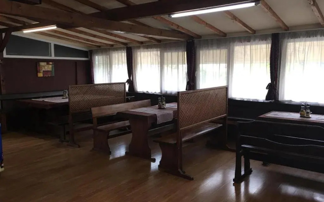 Hotel Opalchenets