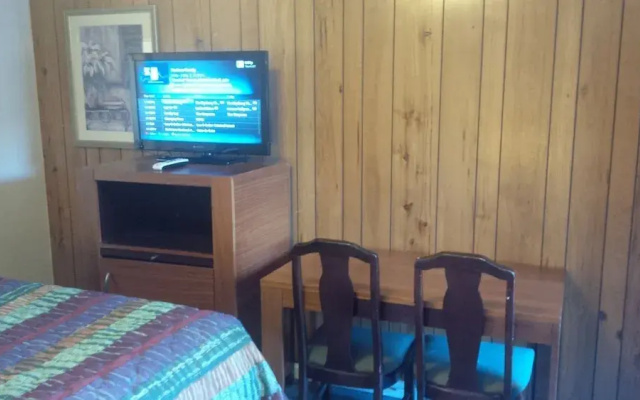 Holiday Lodge