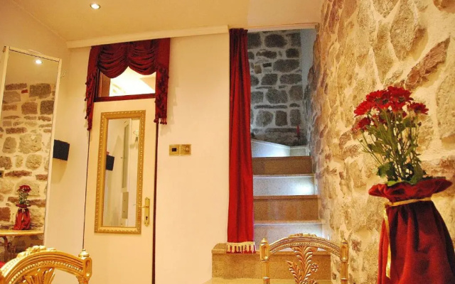 VG Three Bedroom Castle