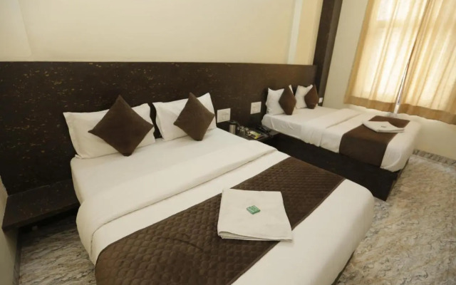 Hotel Raas Palace