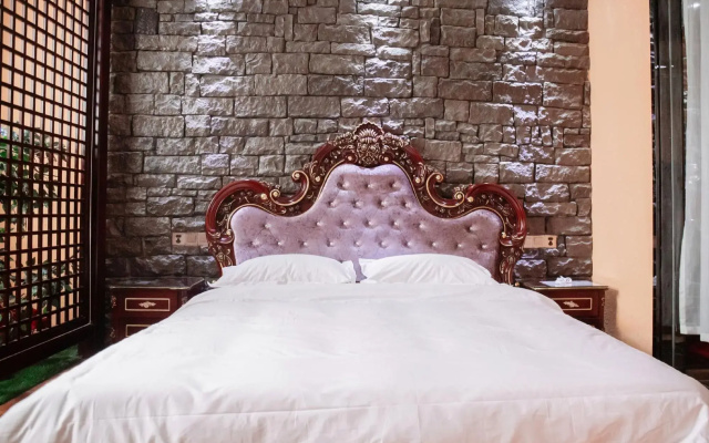 Chenzhou Jianyin World Theme Hotel