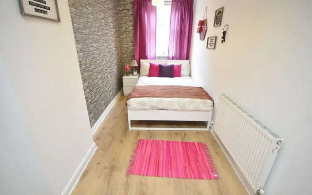 Old Nichol Guest Apartment