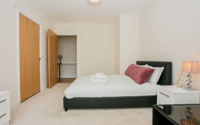 Отель Finsbury Park 2 Bedroom Flat On The Canal Великобритания, Лондон - отзывы, цены и фото номеров - забронировать отель Finsbury Park 2 Bedroom Flat On The Canal онлайн комната для гостей