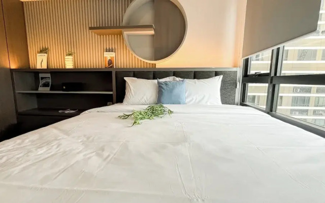 Studio Near Grand Serpong Mall At Apartment Collins Boulevard