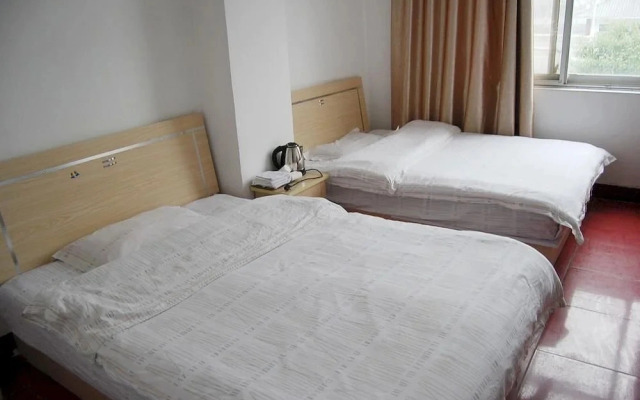 Wuhan Ronghua Business Hotel