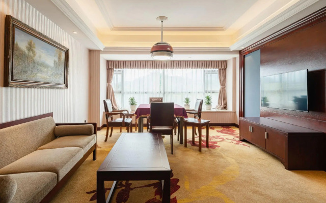 Yuhe Hotel