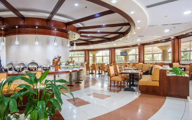 Sharjah Premiere Hotel & Resort