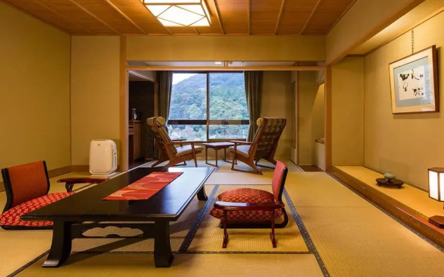 Yumoto Kompira Onsen Hananoyu Koubaitei