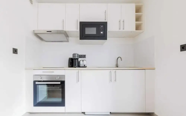 Comfortable Studio for 2 People - Puteaux