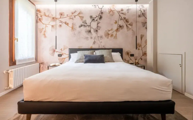 Accademia Apartments R&R