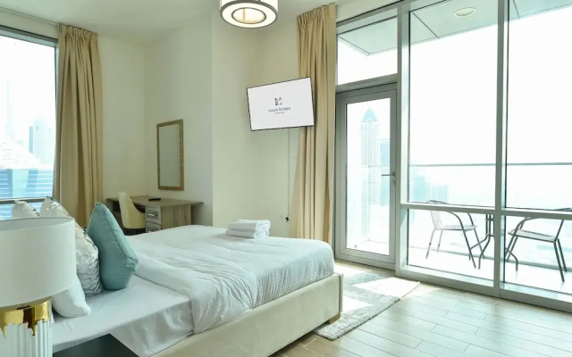 Dubai Canal View 1 BR Premium Apartment - AMN