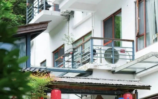 Jiujianban Hostel