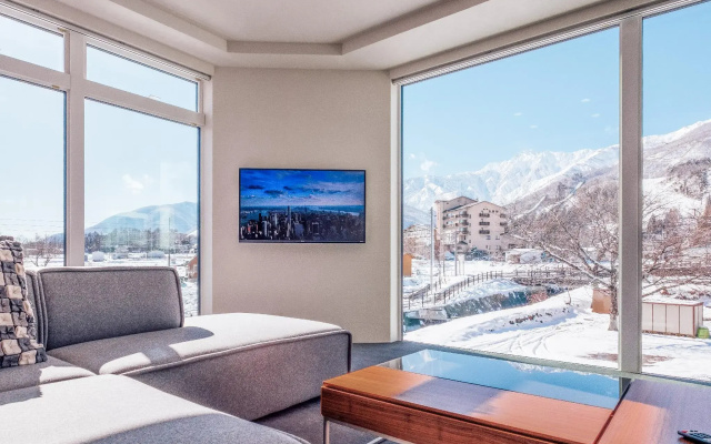 Bluebird Apartments