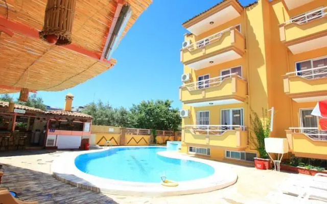 Murat Selcuk Apart Hotel