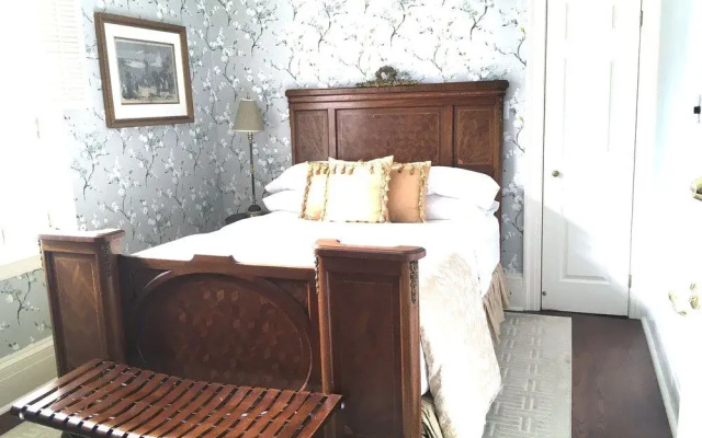 Post House Inn - Circa 1835