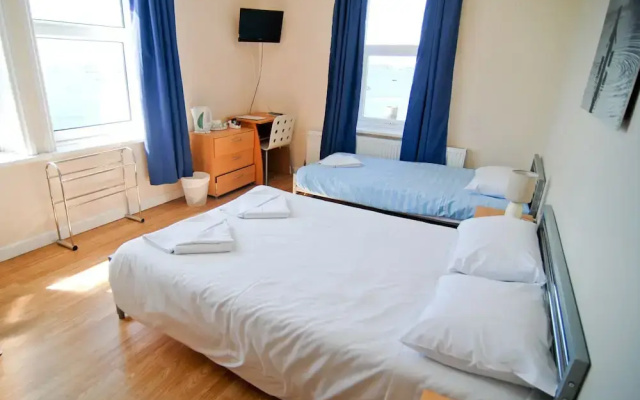 Hotel Aqua
