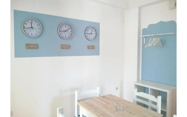 Livadia Seaside Studios 10