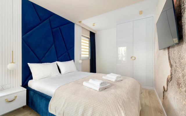 Comfortable 2-room Apartment, Indoor Pool