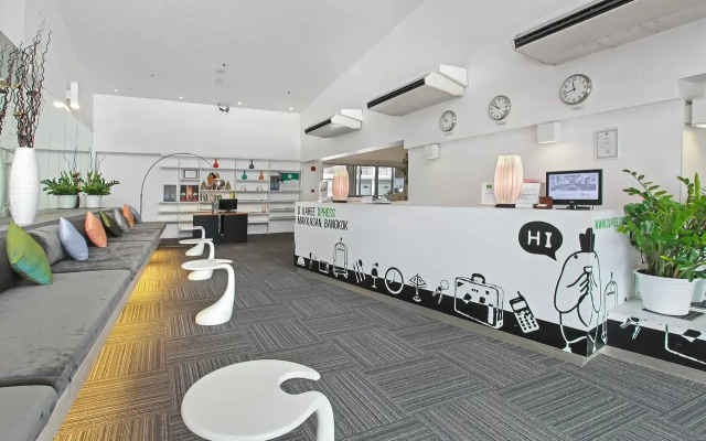 D Varee Xpress Makkasan