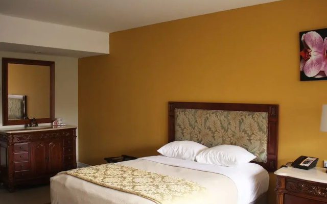 Clarion Hotel & Suites Curacao