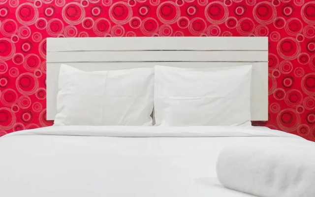 Homey Studio Apartment at Pavilion Permata