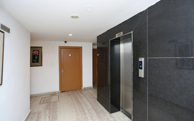OYO Flagship 6631 Abhay Palace Vaishali