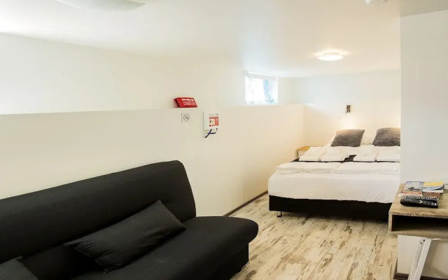 Guesthouse 77