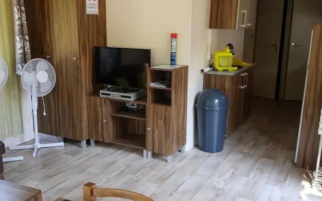 Property With 2 Bedrooms in Meschers-sur-gironde, With Pool Access, Fu