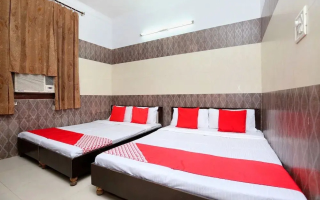 OYO 24333 Hotel Sartaj Inn