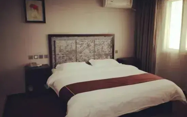 Zhengzhou Grete Hotel (Zhongzhou Avenue CBD Convention and Exhibition Center)