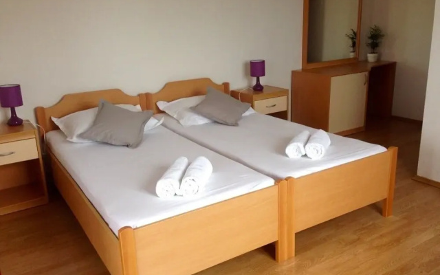 Apartments Luma