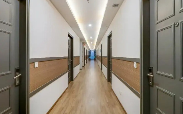 OYO Townhouse 76476 Jashn