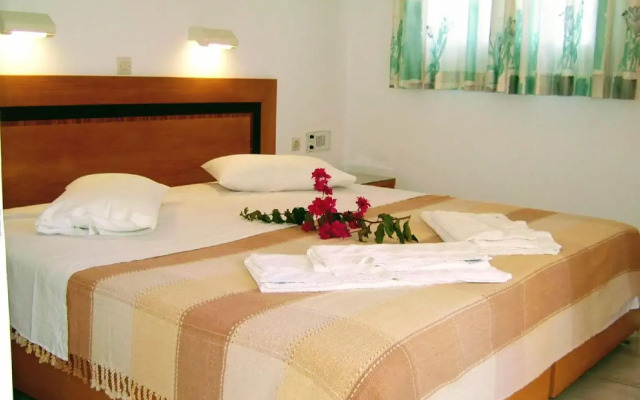 Golden Dream Apartments